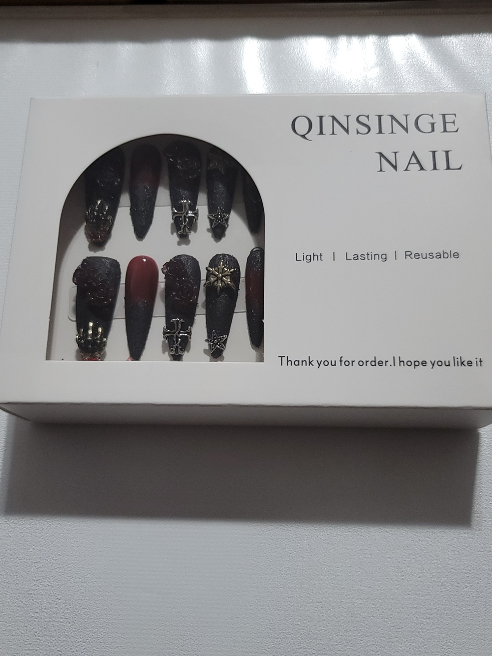 Nail Black & Deep Red Press-On Nail Set